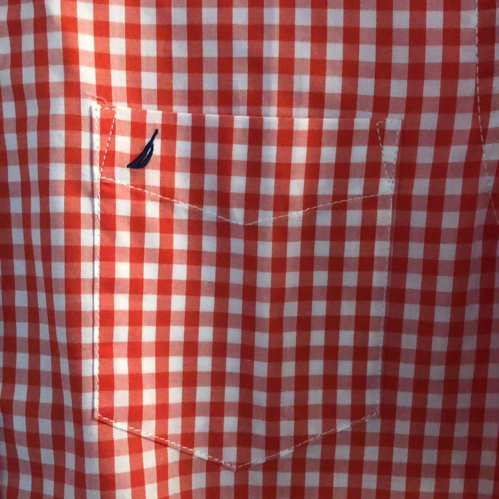 Boys M (10-12) short sleeved button up. - Picture 2 of 5